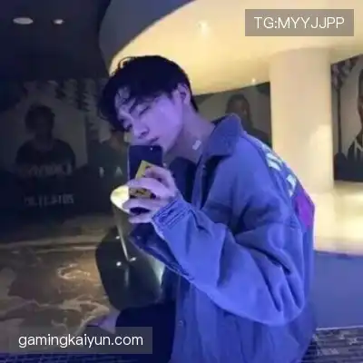 薄发华